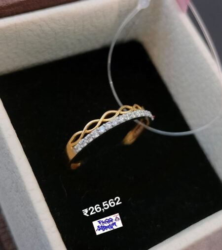 Ladies Finger Ring