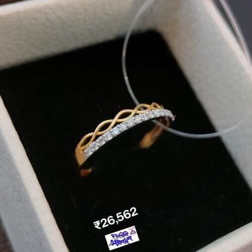 Ladies Finger Ring