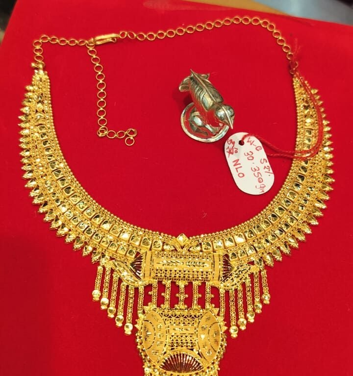 Chokar-Style Necklace